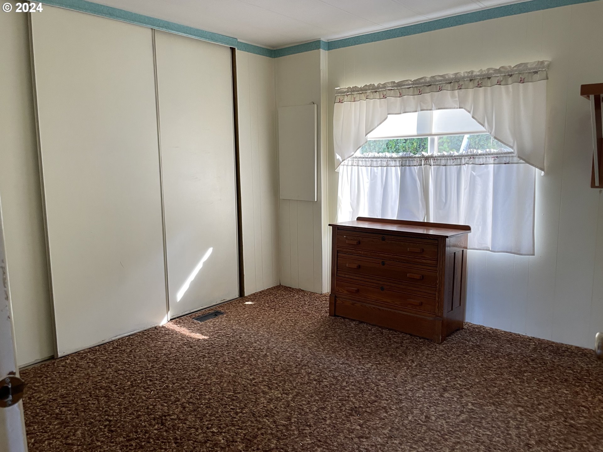 85566 Maple Street Florence, OR 97439 - Photo 11 of 23 Bedroom