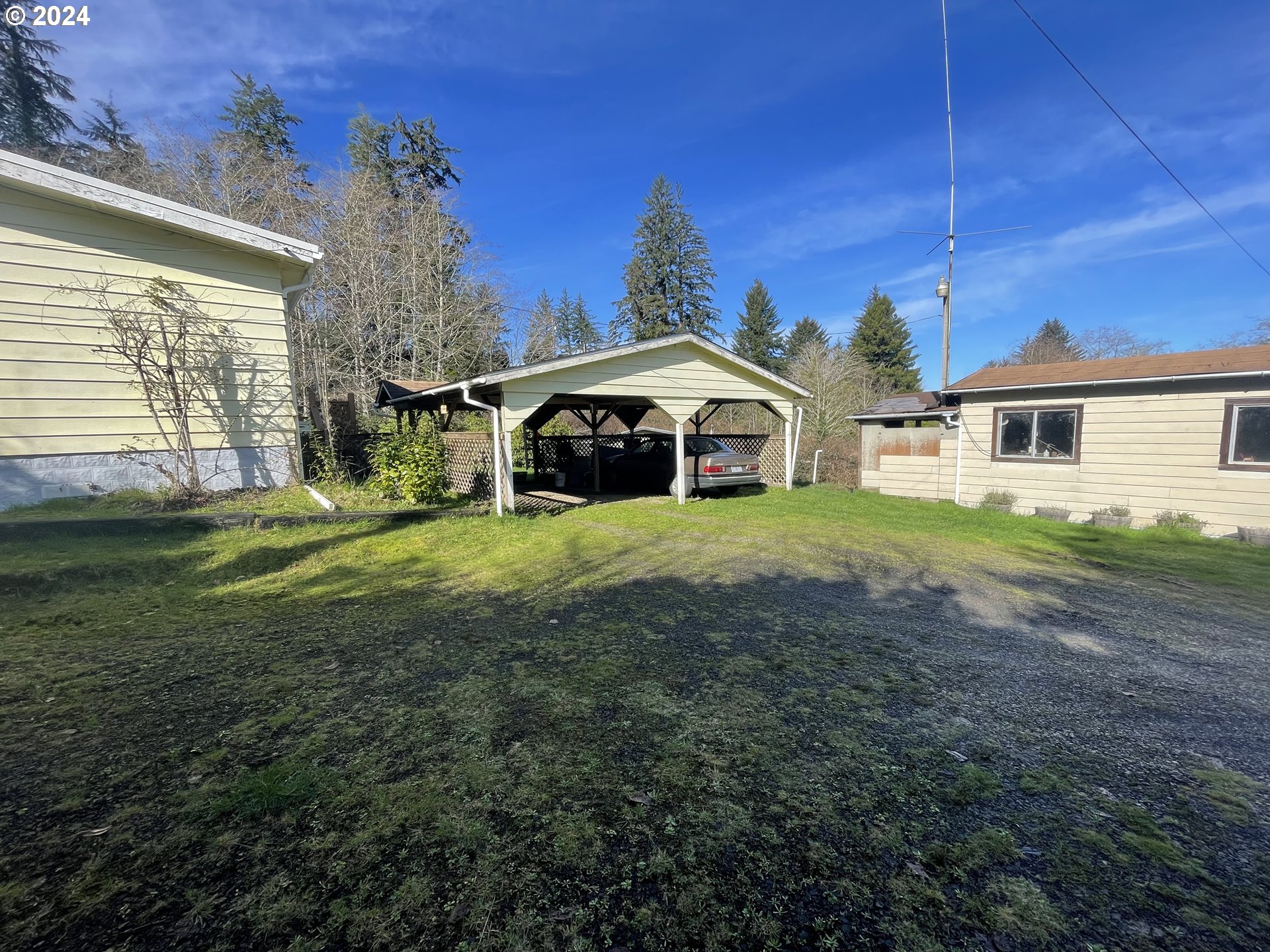 85566 Maple Street Florence, OR 97439 - Photo 19 of 23 Parking