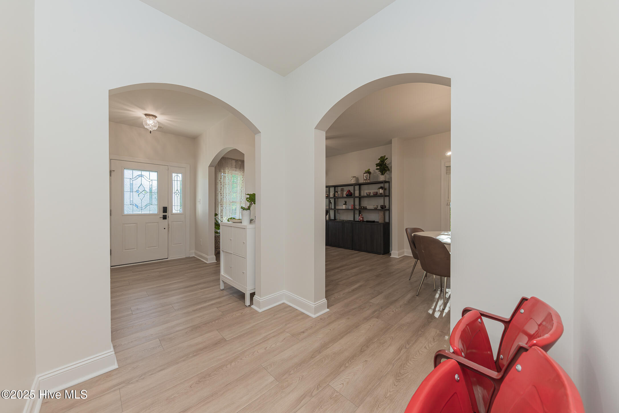 507 Newhan Court Hubert, NC 28539 - Photo 14 of 81 Foyer