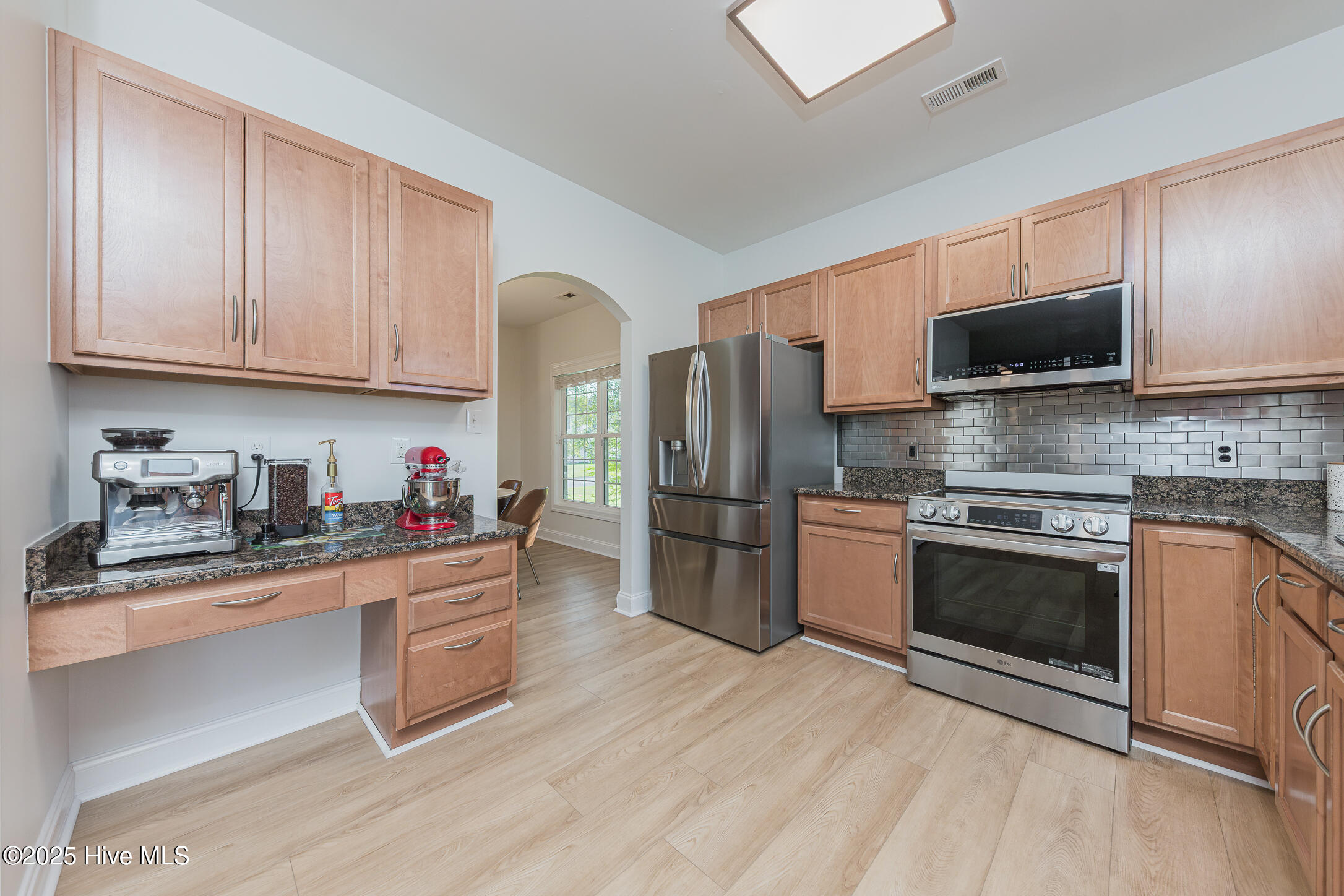 507 Newhan Court Hubert, NC 28539 - Photo 23 of 81 Kitchen
