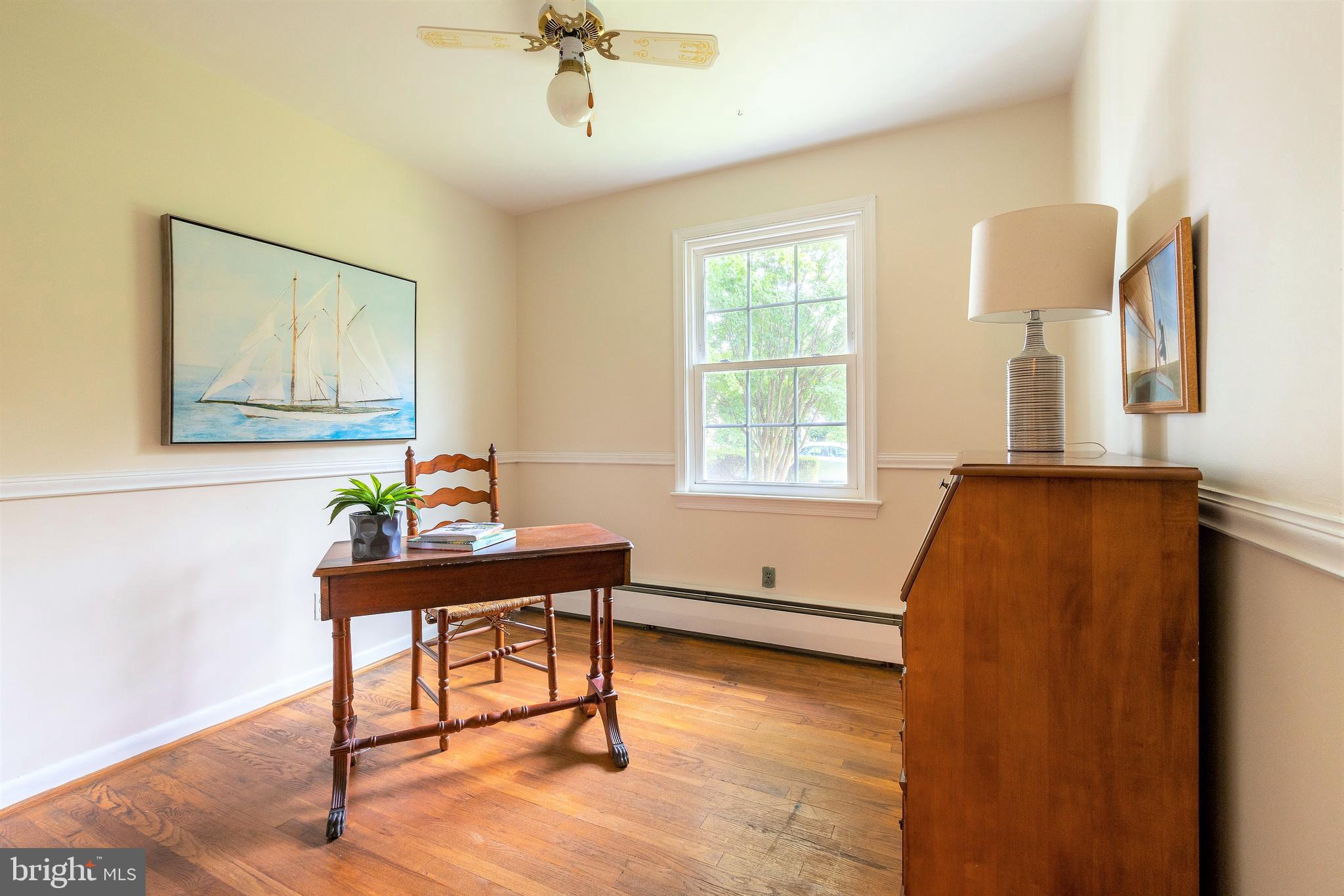 108 Boyd Drive Annapolis, MD 21403 - Photo 14 of 32 Third bedroom staged as office