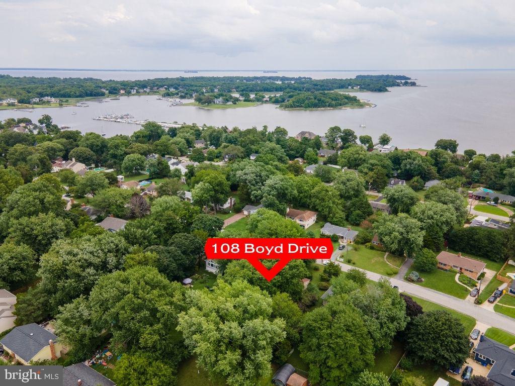 108 Boyd Drive Annapolis, MD 21403 - Photo 4 of 32 Only 2 blocks to the water,