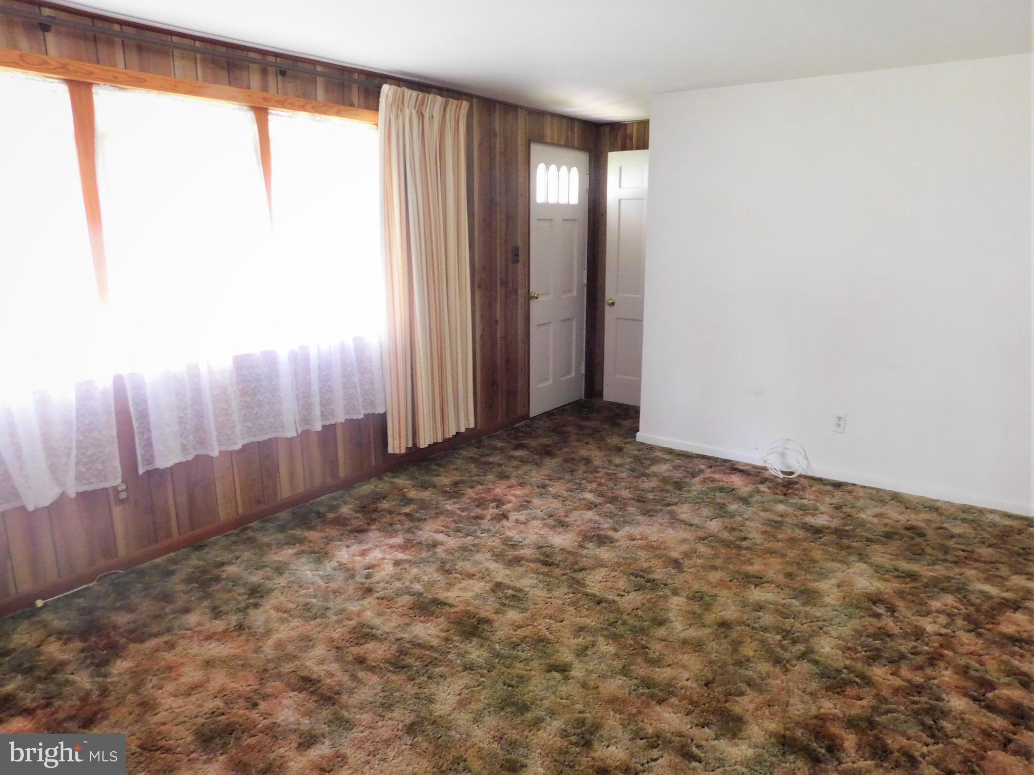 2712 Winston Road Bethlehem, PA 18017 - Photo 2 of 13 Gallery Image 2