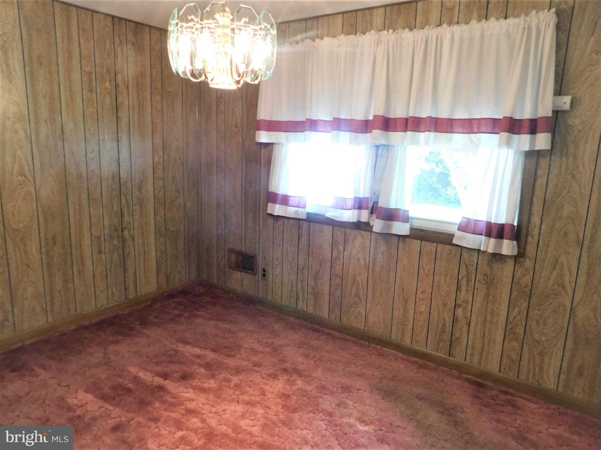 2712 Winston Road Bethlehem, PA 18017 - Photo 4 of 13 Gallery Image 4