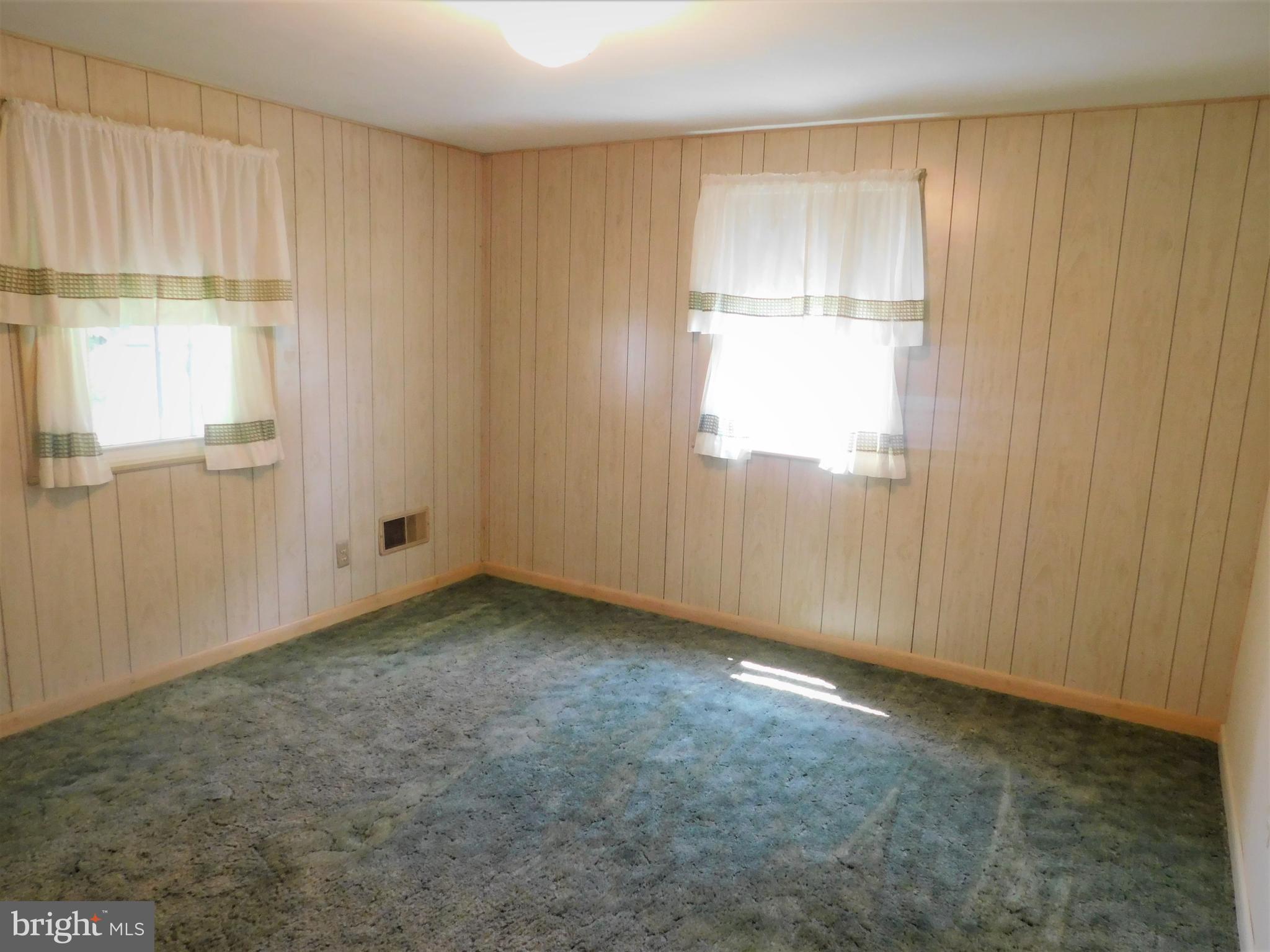 2712 Winston Road Bethlehem, PA 18017 - Photo 6 of 13 Gallery Image 6