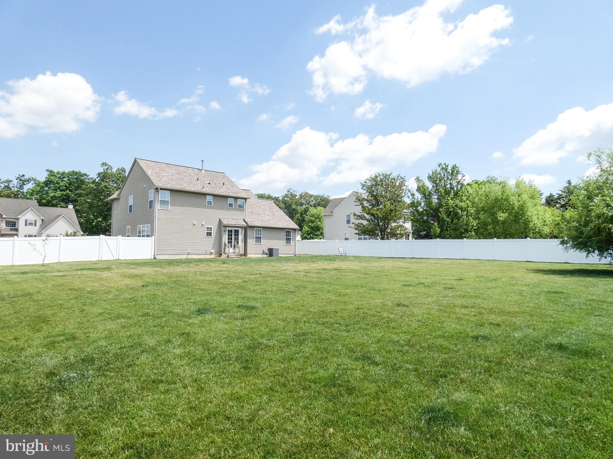 515 Riggs Avenue Berlin, NJ 08009 - Photo 5 of 48 Gallery Image 5
