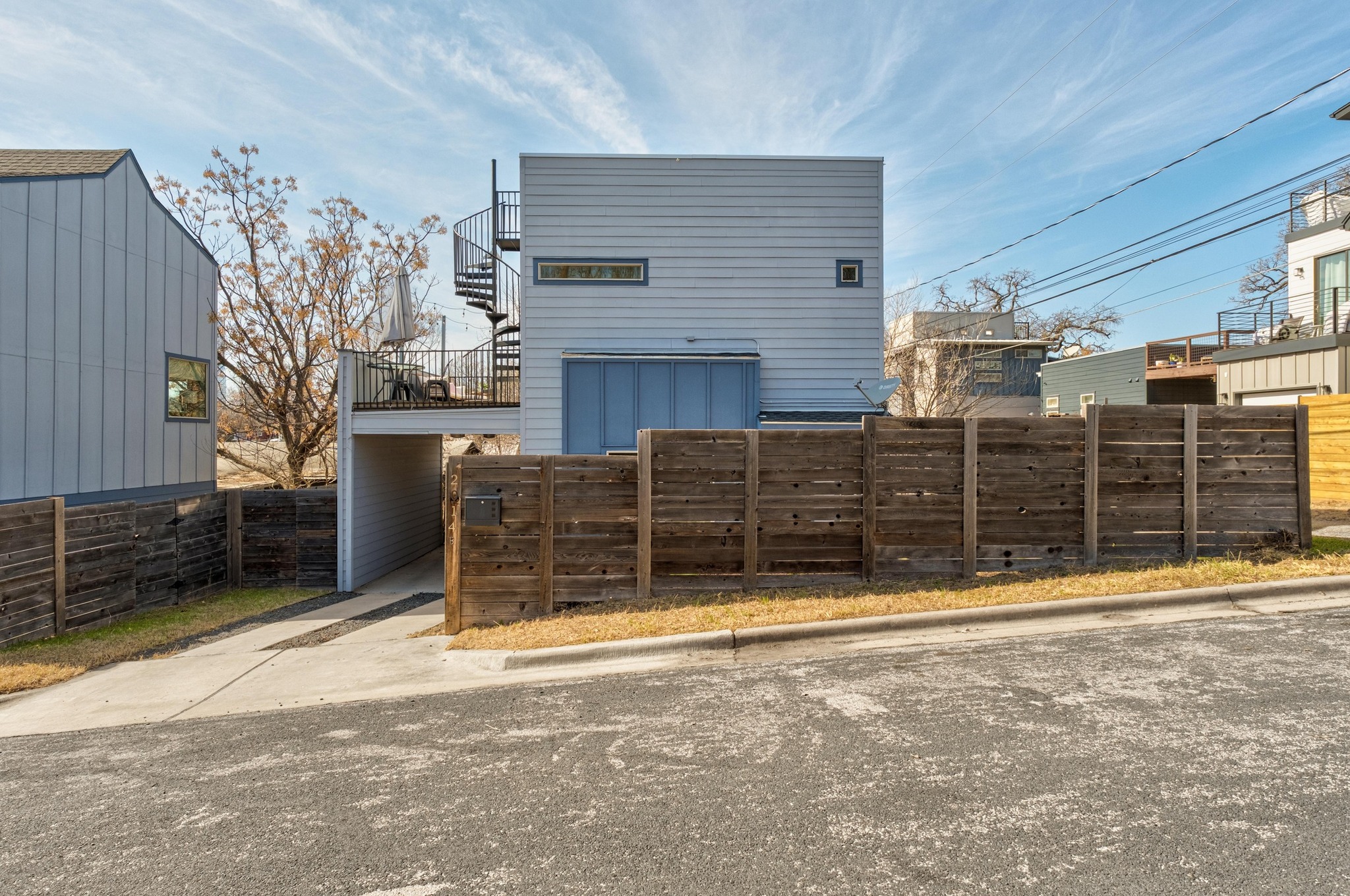2014 East 9th Street, Unit 2 Austin, TX 78702 - Photo 2 of 23 Welcome to 2014 East 9th Street, Unit B in Central East Austin!