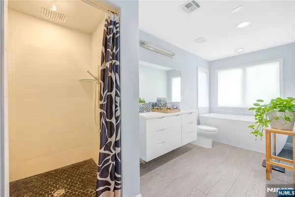 $1,780,000 | 87 Monroe Avenue, Cresskill, NJ 07626