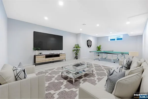 $1,780,000 | 87 Monroe Avenue, Cresskill, NJ 07626