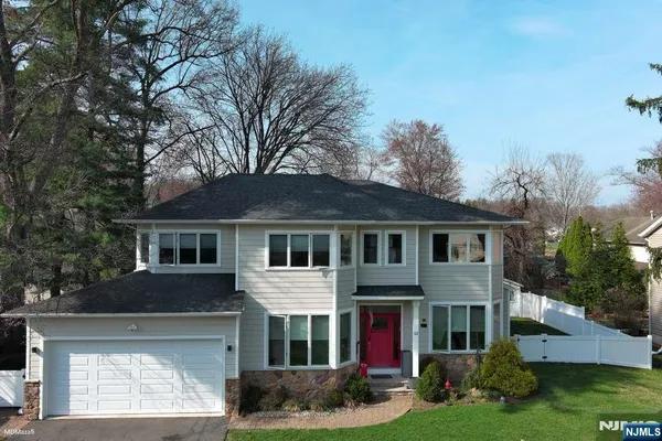 $1,780,000 | 87 Monroe Avenue, Cresskill, NJ 07626