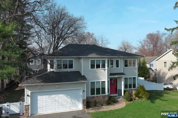 $1,780,000 | 87 Monroe Avenue, Cresskill, NJ 07626