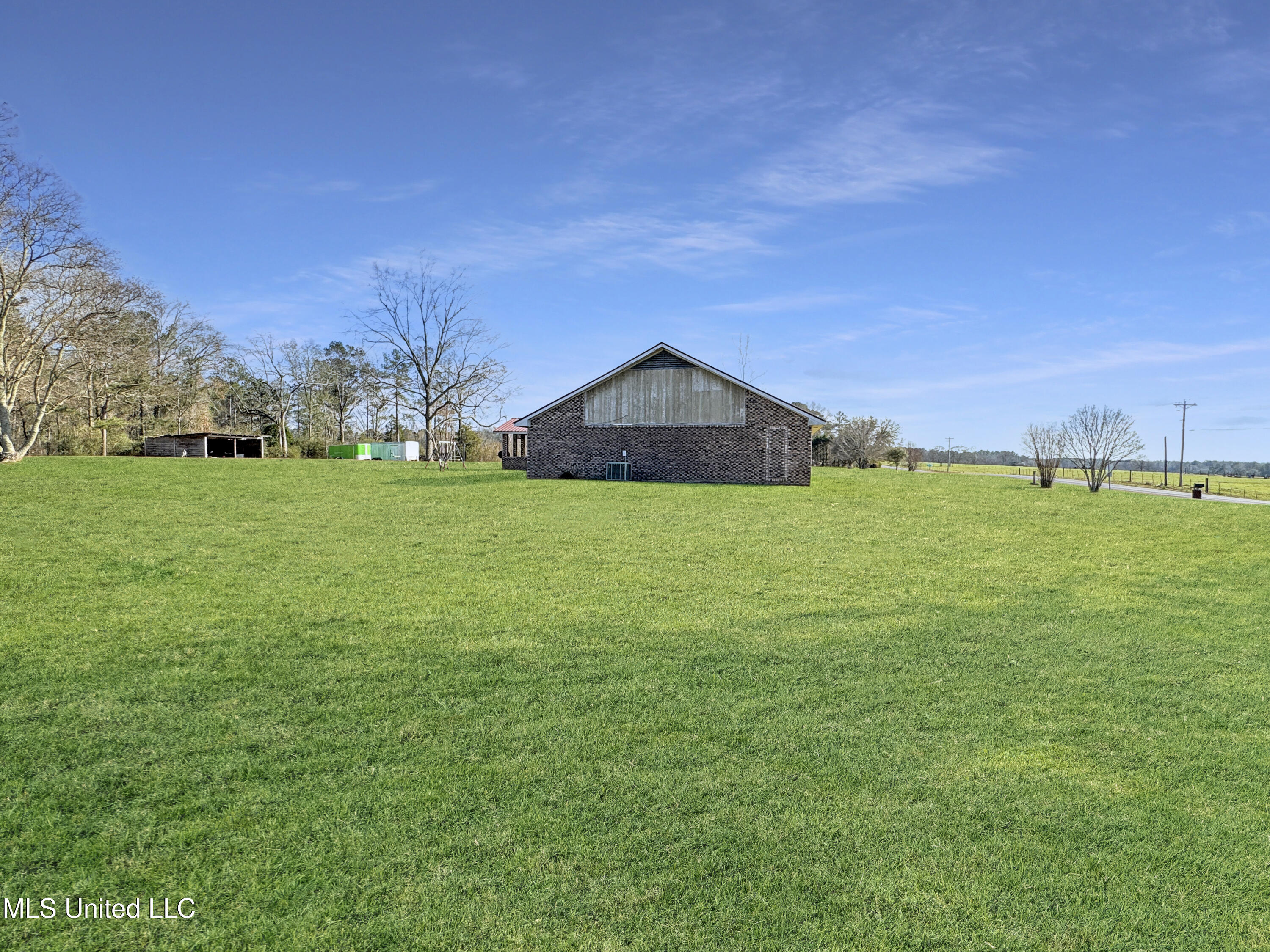 988 Salem Church Road Collins, MS 39428 - Photo 4 of 25 178ab654491589f4c25cca3d67b144dc475a7fea