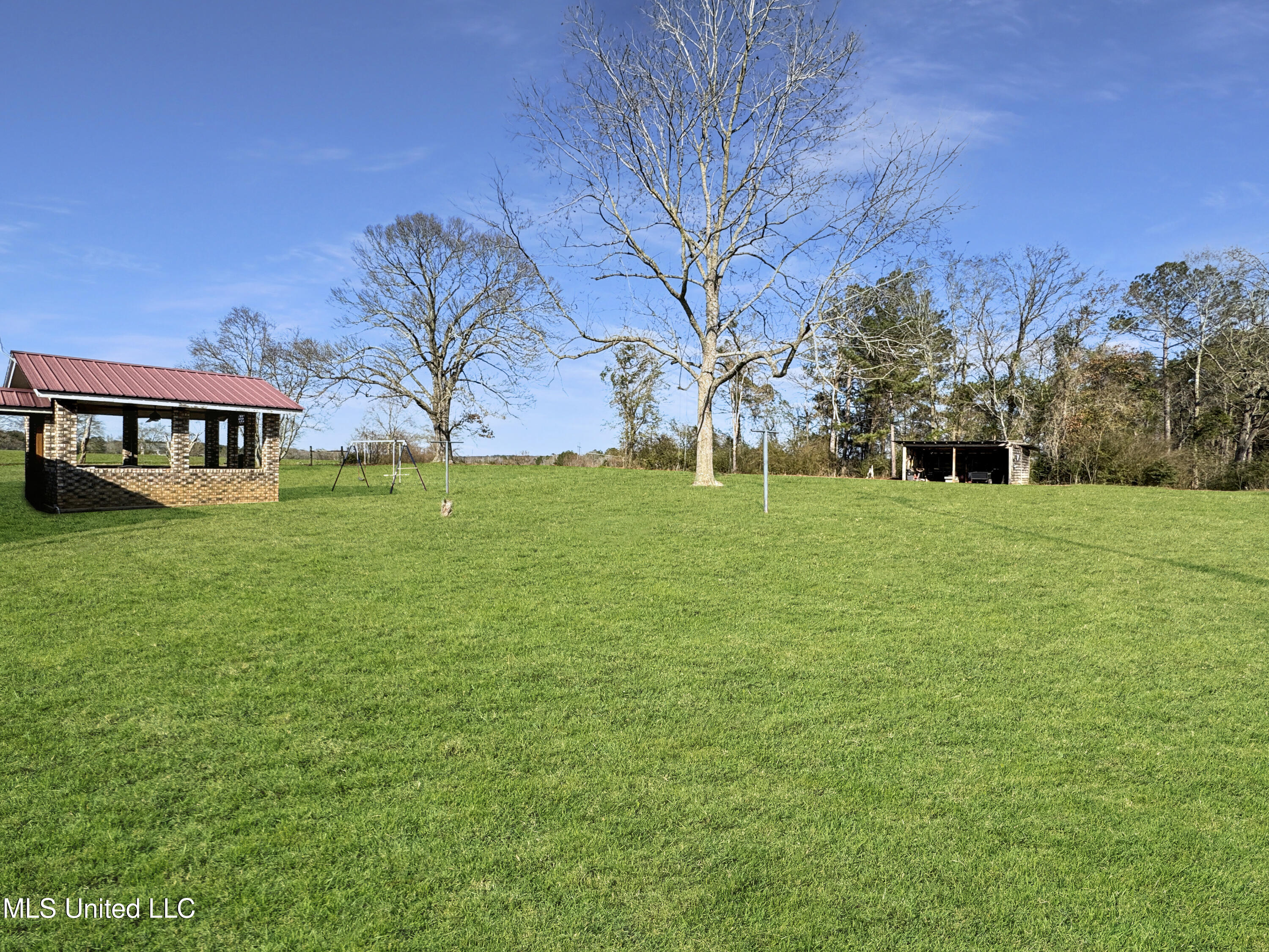 988 Salem Church Road Collins, MS 39428 - Photo 10 of 25 869a2eb351257a666dc68fbe07c69f99ebd5ee54