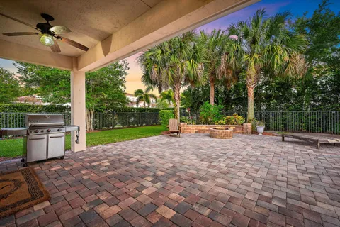 $980,000 | 102 Crab Cay Way, Jupiter, FL 33458