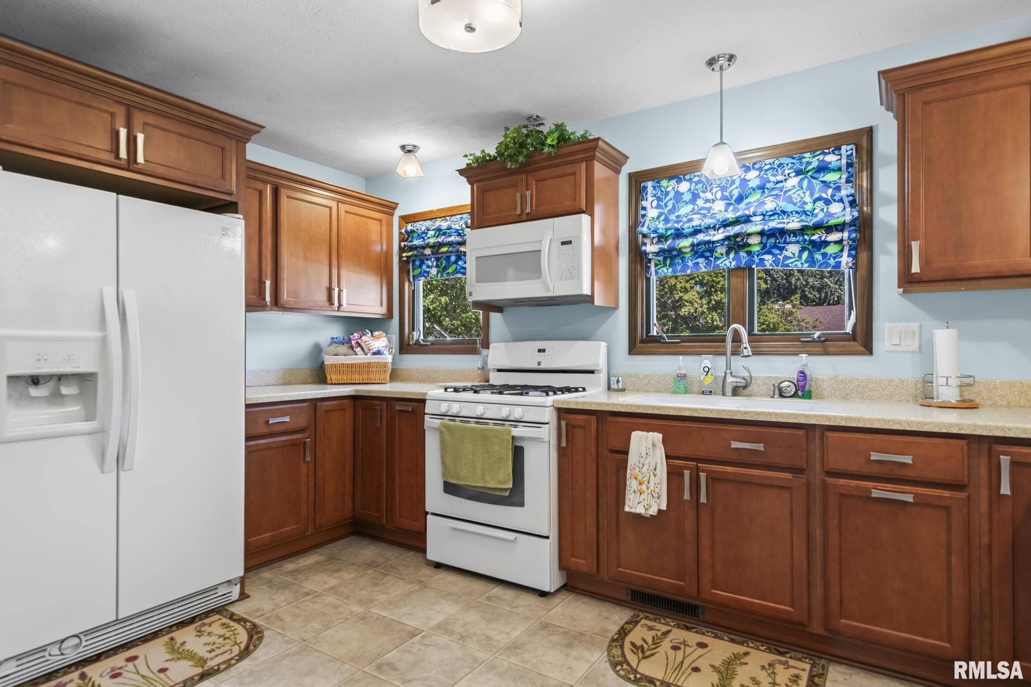 2510 Raleigh Road Springfield, IL 62704 - Photo 14 of 29