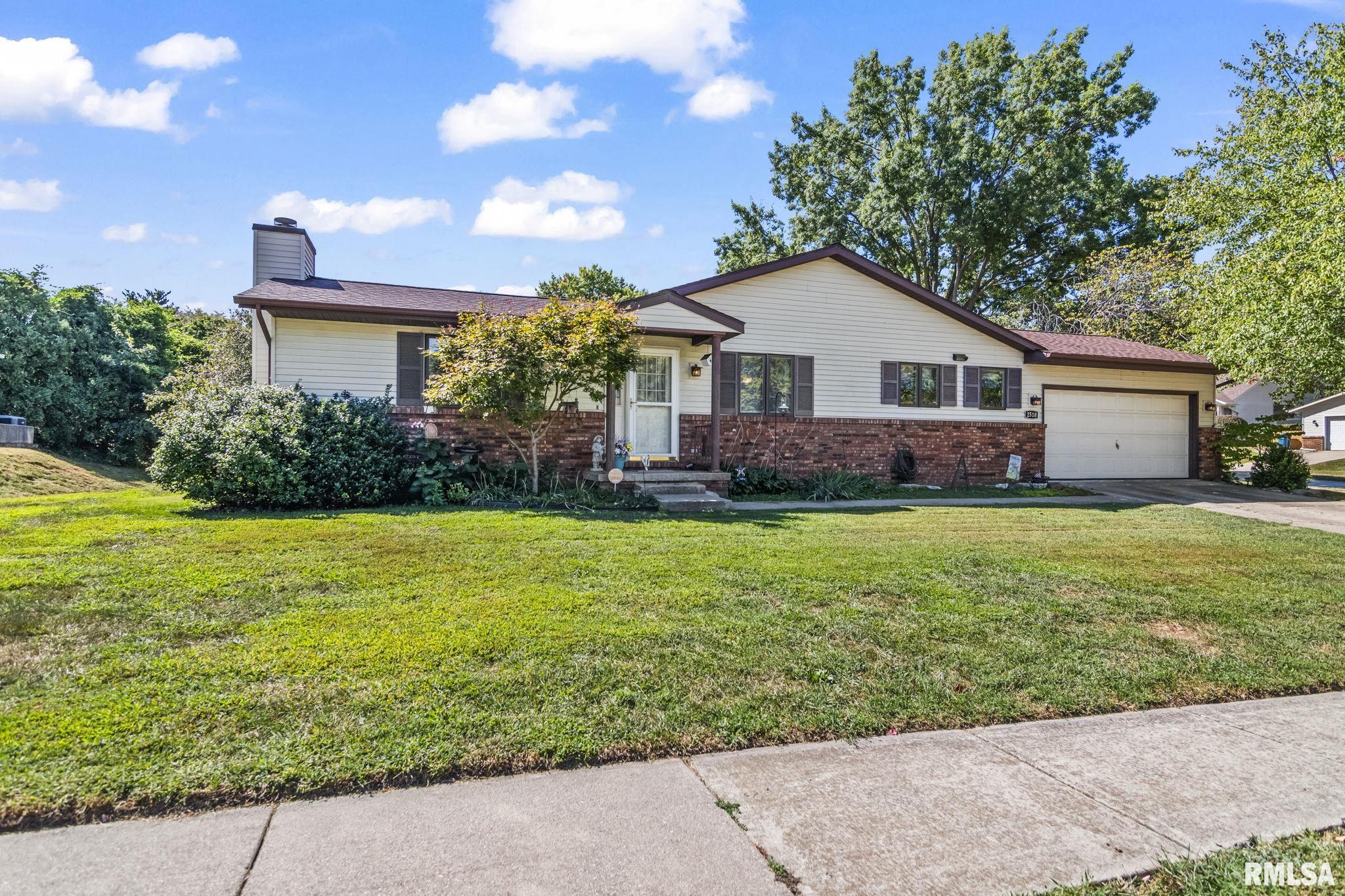2510 Raleigh Road Springfield, IL 62704 - Photo 4 of 29