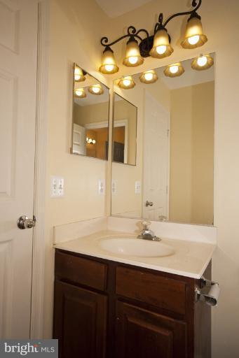 6507 Ridgeborne Drive Rosedale, MD 21237 - Photo 19 of 26 Bath