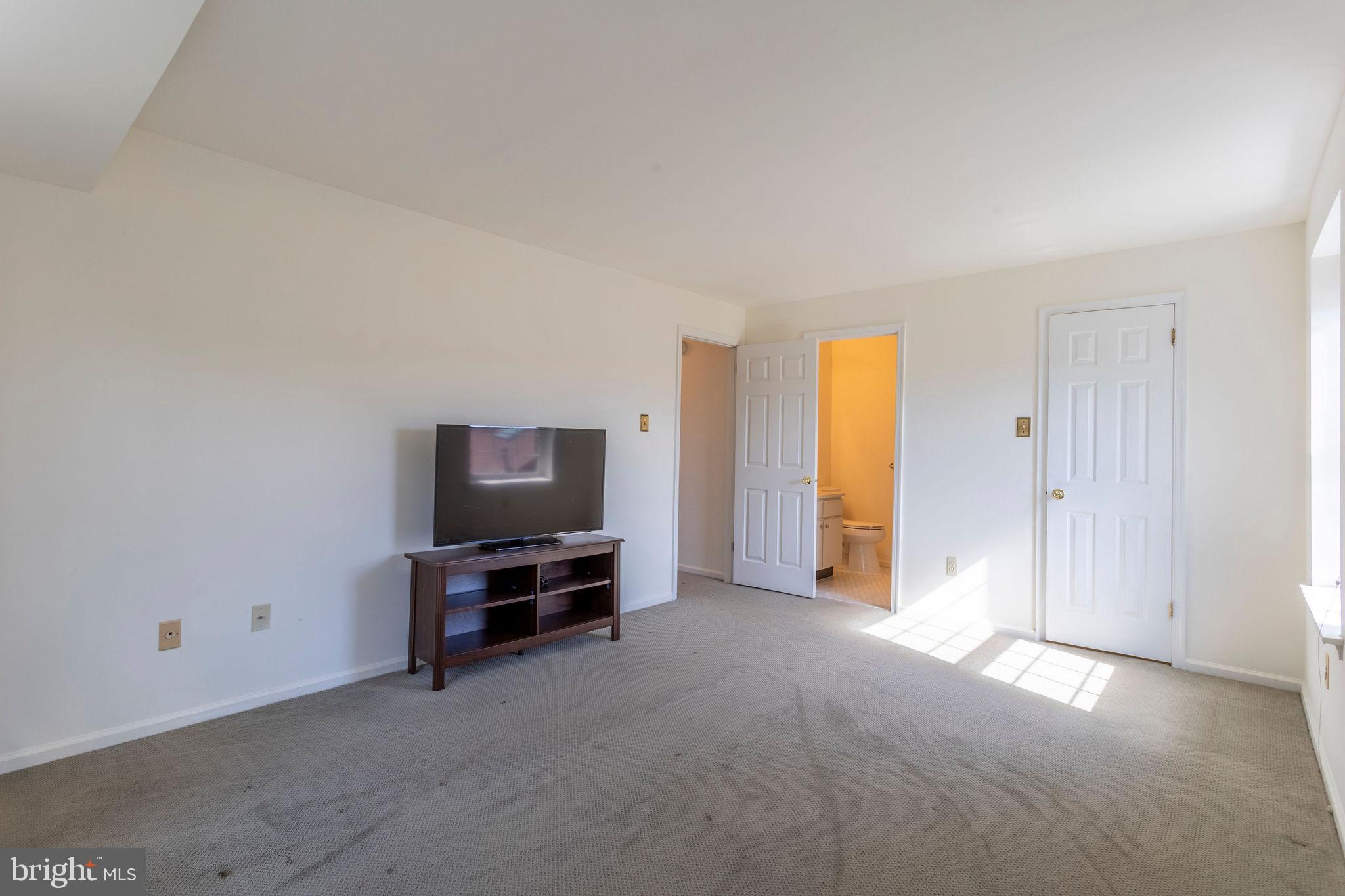 633 Washington Place, Unit 33 Chesterbrook, PA 19087 - Photo 18 of 25