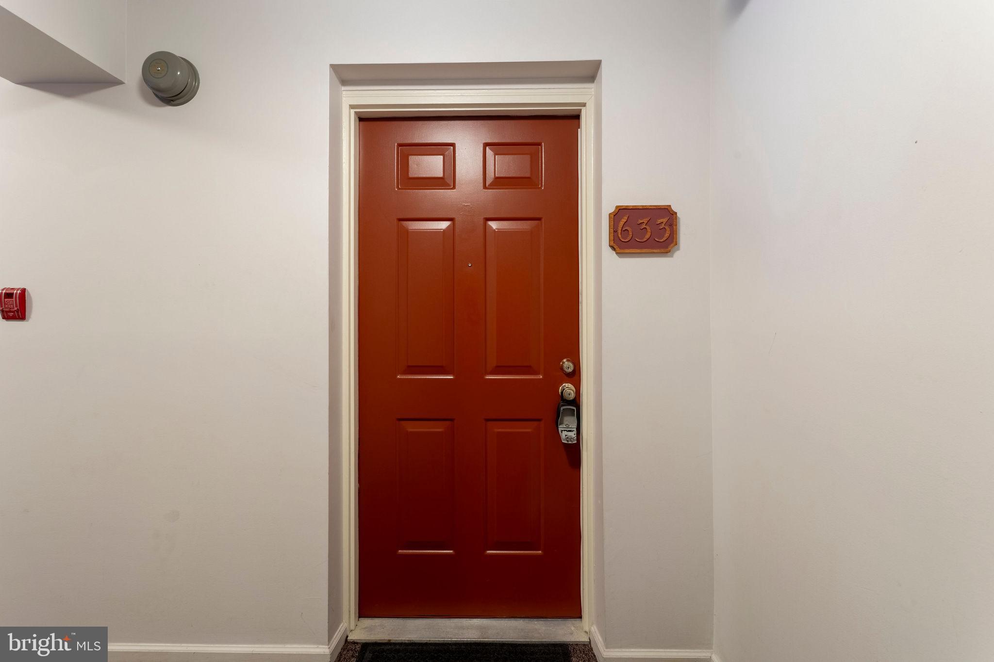 633 Washington Place, Unit 33 Chesterbrook, PA 19087 - Photo 3 of 25