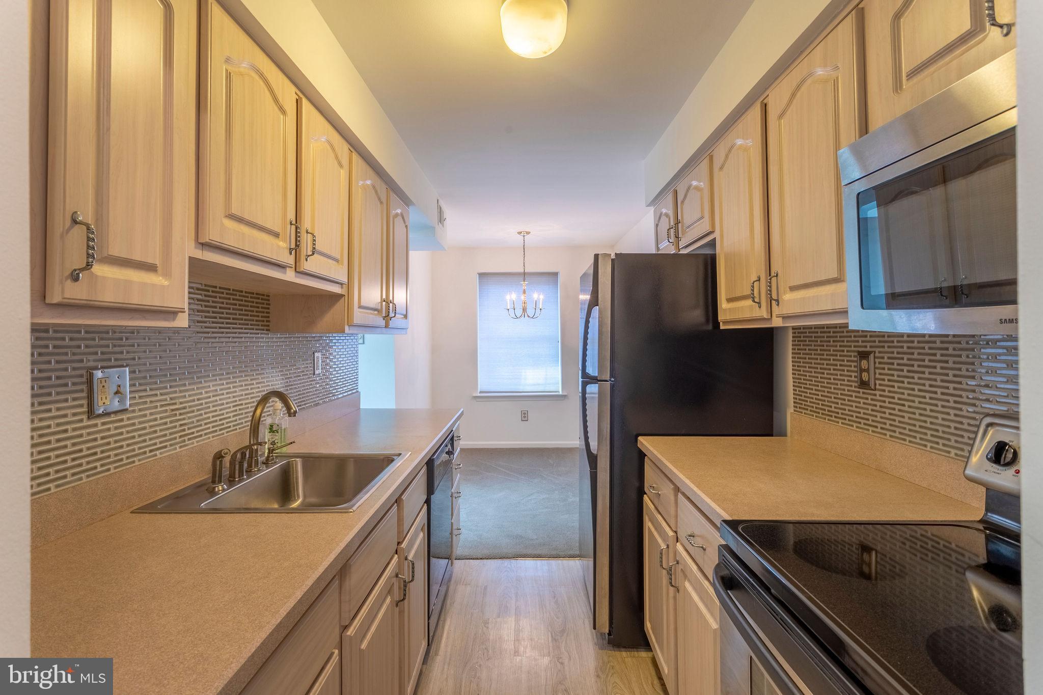 633 Washington Place, Unit 33 Chesterbrook, PA 19087 - Photo 7 of 25