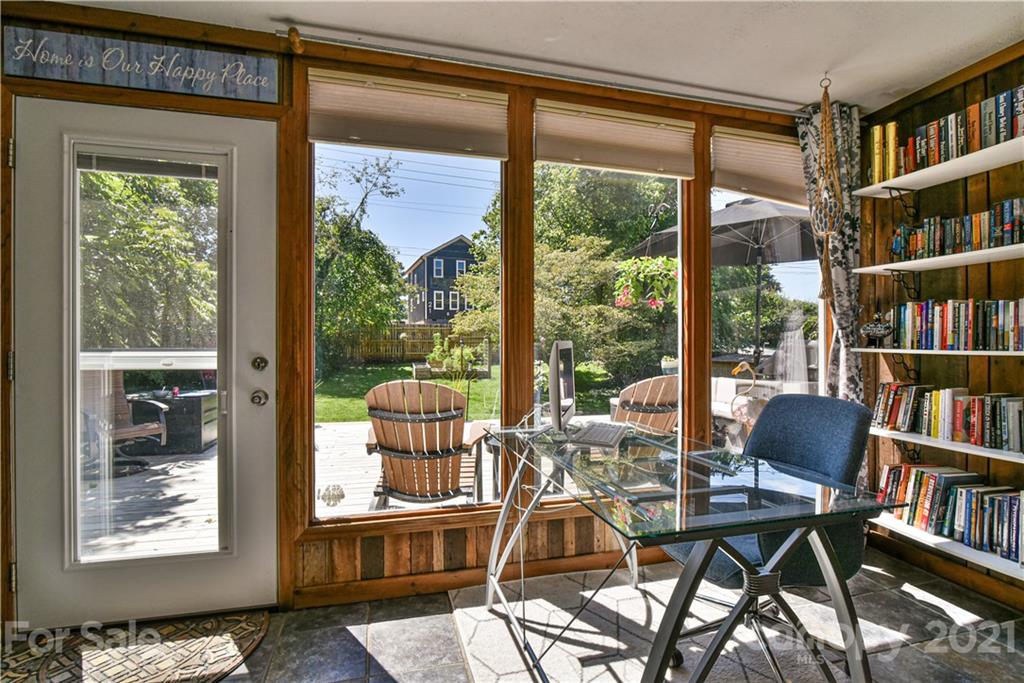 16 Busbee View Road Asheville, NC 28803 - Photo 5 of 21 Gallery Image 5