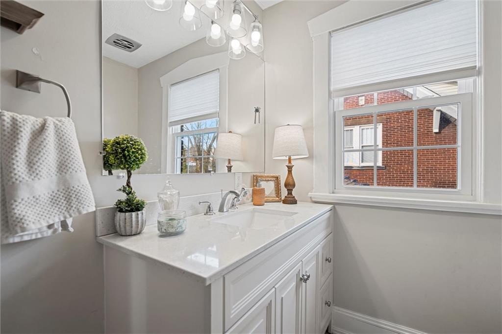 120 Case Avenue Sharon, PA 16146 - Photo 18 of 33