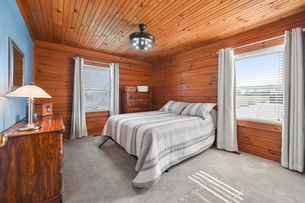 $429,900 | 12985 Phillips Road, Vevay, IN 47043