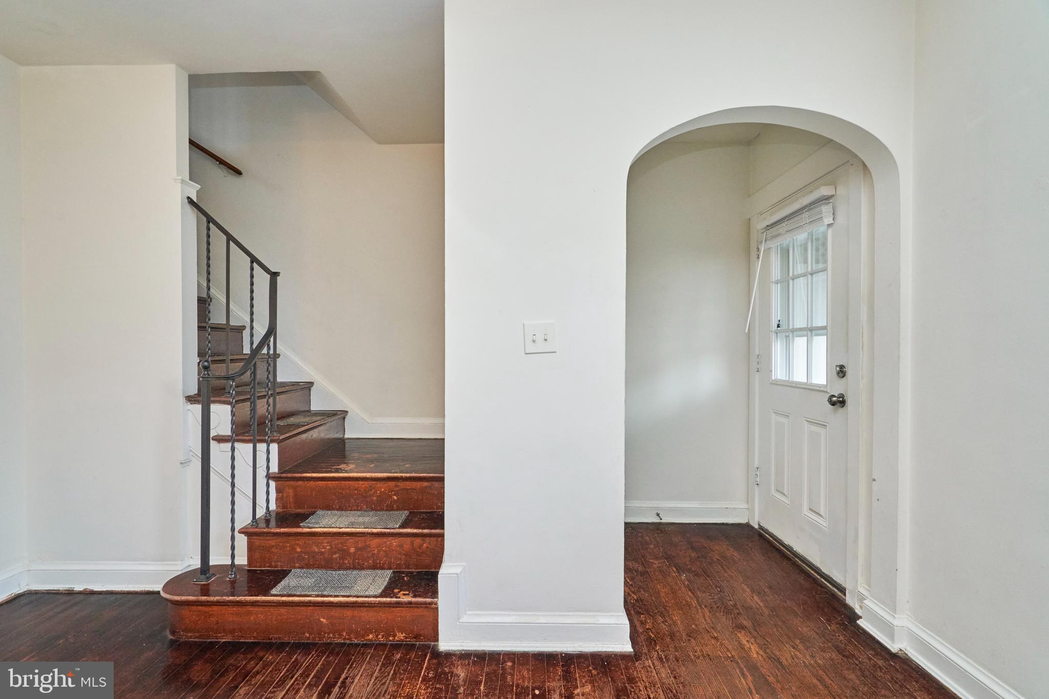 302 South Courthouse Road Arlington, VA 22204 - Photo 5 of 21