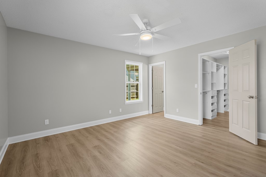 227 Periwinkle Way Dalton, GA 30721 - Photo 17 of 33 Gallery Image 17