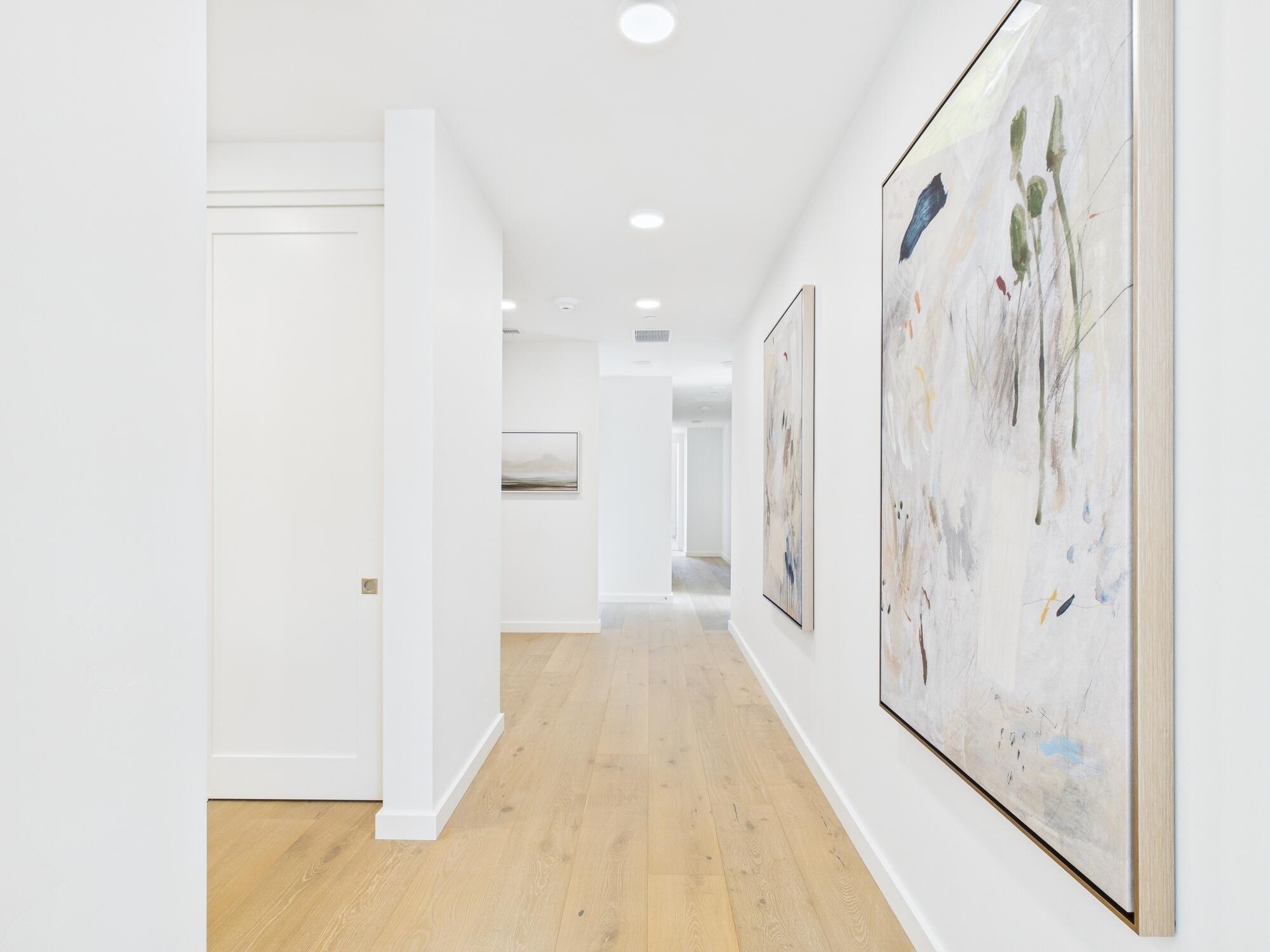 760 North Washington, Unit 301 Ketchum, ID 83340 - Photo 23 of 39 Hallway to Bedrooms