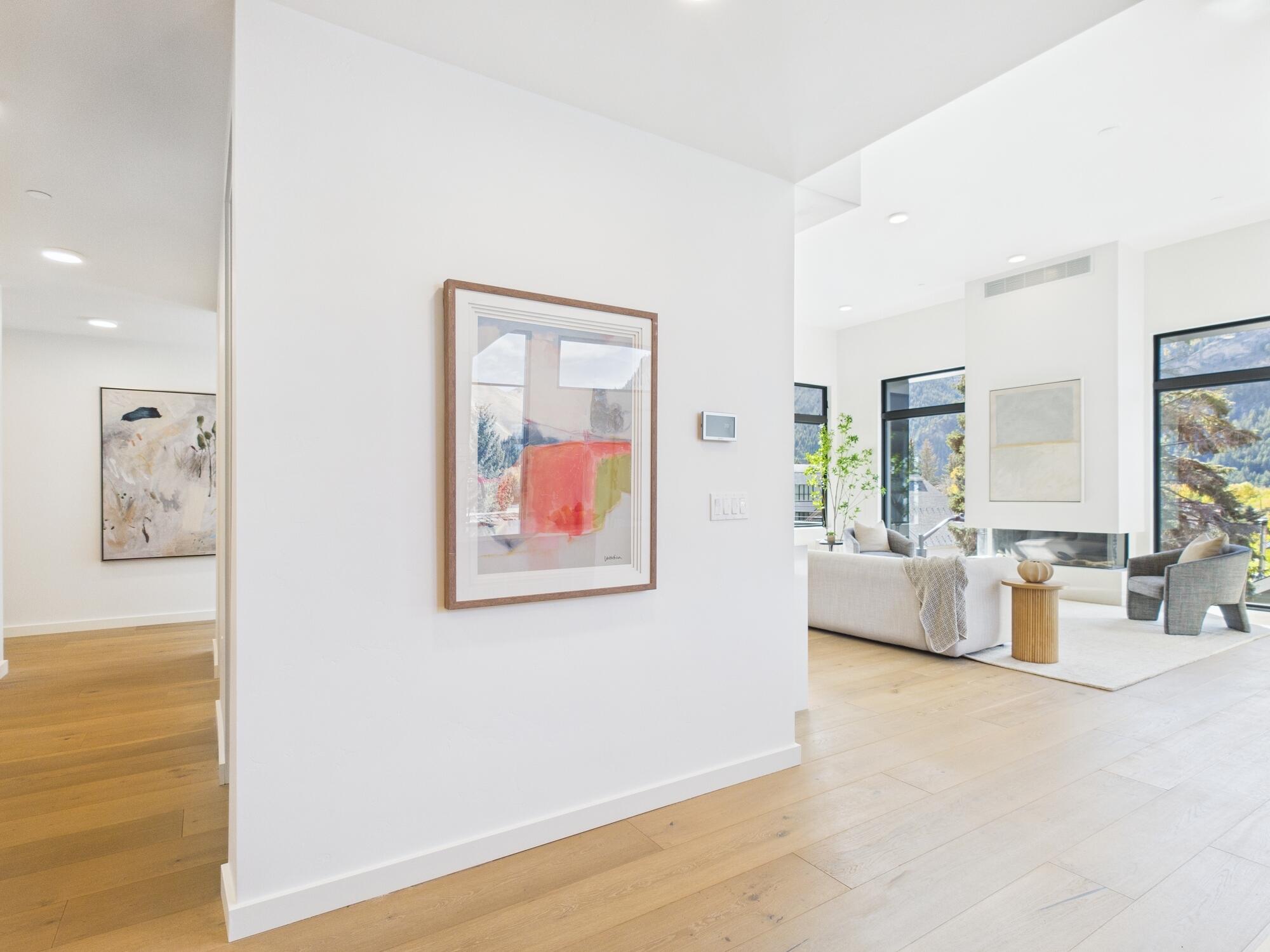 760 North Washington, Unit 301 Ketchum, ID 83340 - Photo 9 of 39 Living Room