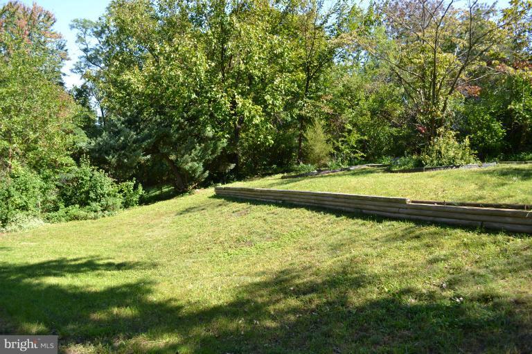 6021 Craft Road Alexandria, VA 22310 - Photo 24 of 30 a view of a lake view