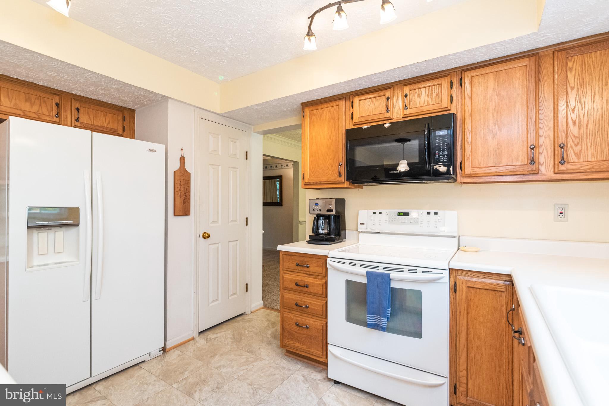 1009 Red Pump Road Bel Air, MD 21014 - Photo 11 of 48 Spacious Kitchen