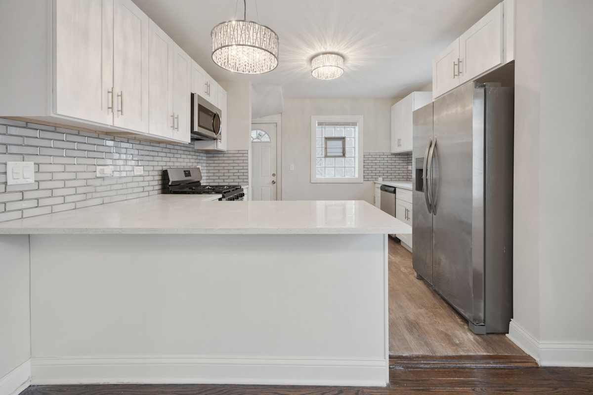 8435 South Cregier Avenue Chicago, IL 60617 - Photo 8 of 24