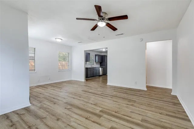 $229,999 | 217 Ridgeway Avenue, Azle, TX 76020