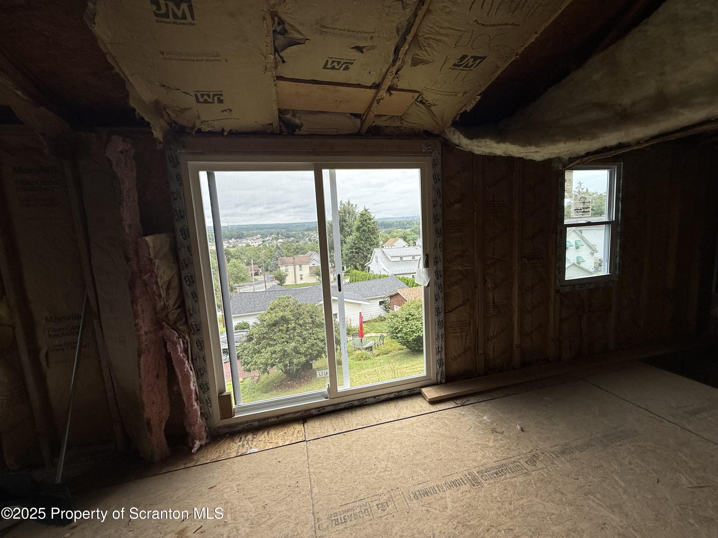 1002 Ridge Street, Unit L 38 Olyphant, PA 18447 - Photo 9 of 15 a view of entryway