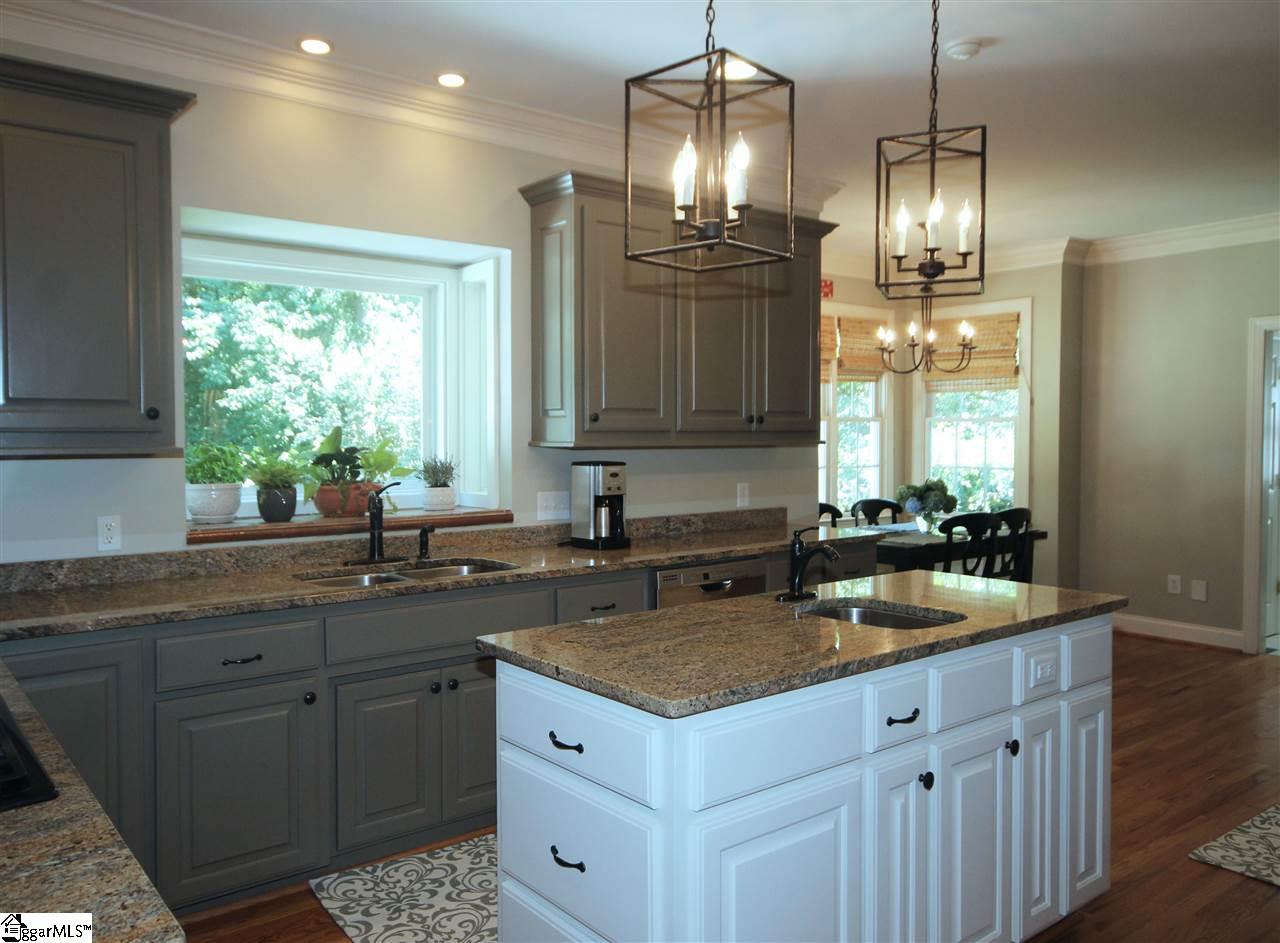 5 Rollingreen Road Greenville, SC 29615 - Photo 12 of 36 Gallery Image 12