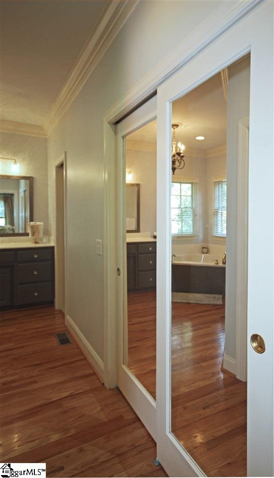 5 Rollingreen Road Greenville, SC 29615 - Photo 17 of 36 Gallery Image 17