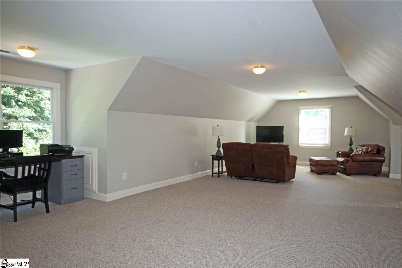 5 Rollingreen Road Greenville, SC 29615 - Photo 24 of 36 Gallery Image 24