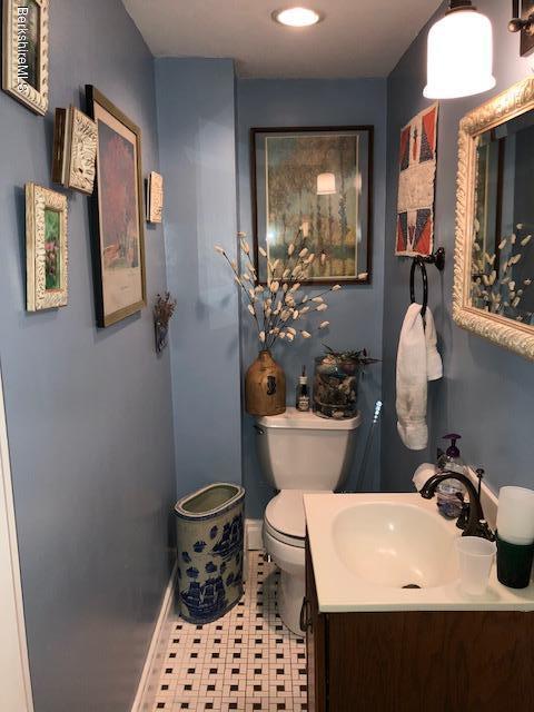 54 New Lenox Road Lenox, MA 01240 - Photo 28 of 36 54 new lenox half bath