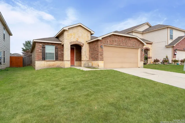 $1,615 | 10927 Gunsel Trail, San Antonio, TX 78245