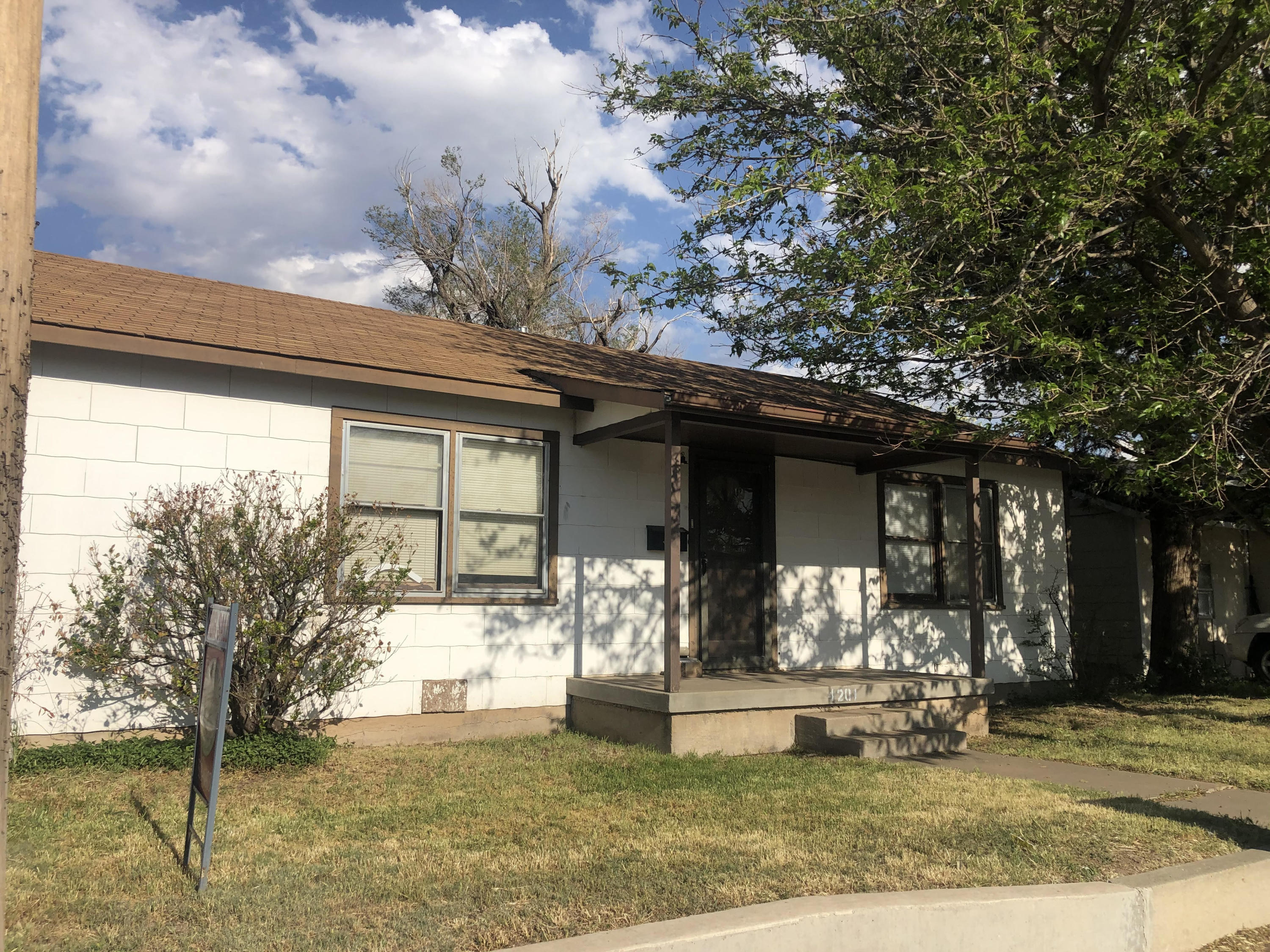 4201 South Washington Street Amarillo, TX 79110 - Photo 1 of 15 4201 front
