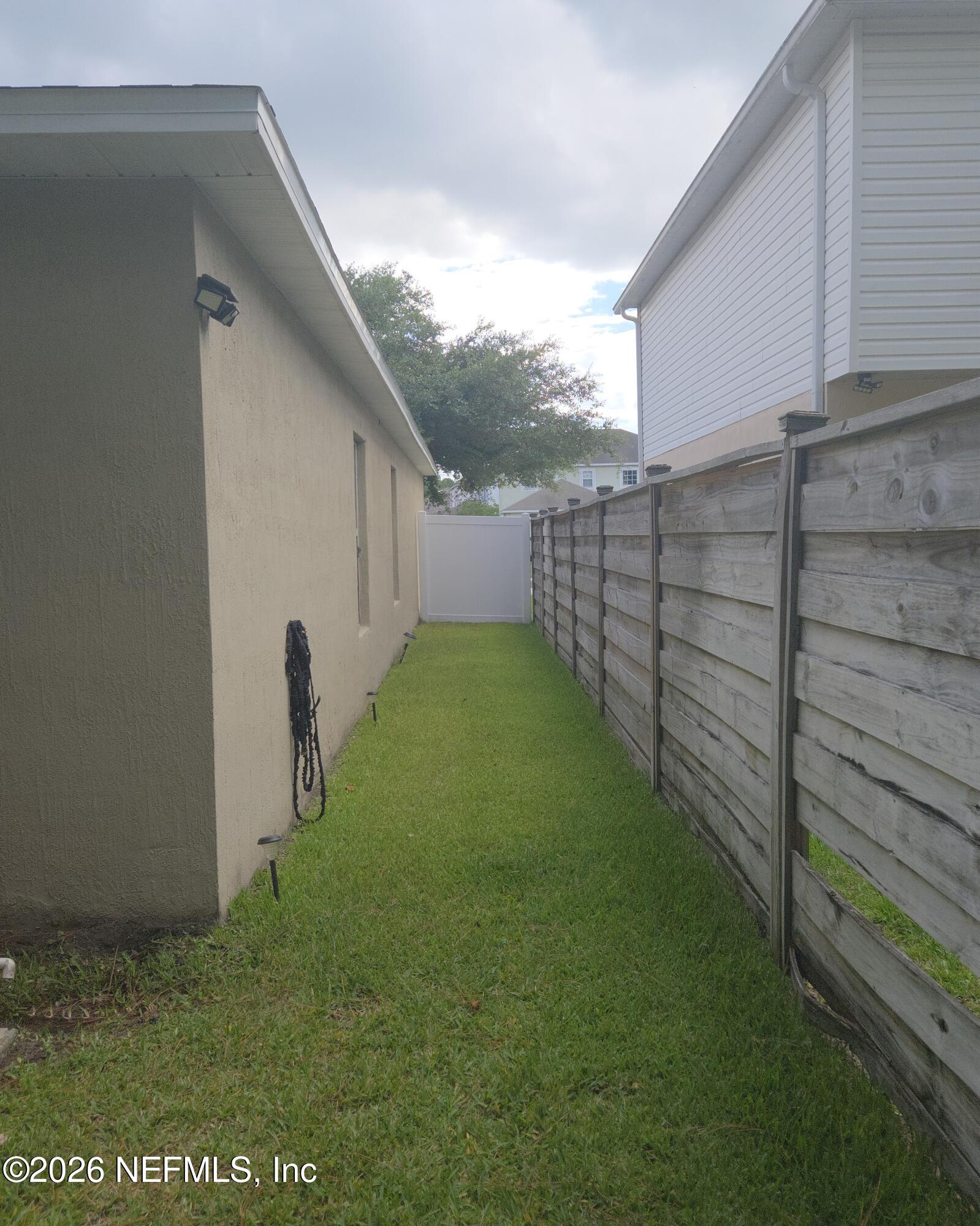 1663 Jayhawk Lane East Jacksonville, FL 32221 - Photo 10 of 42 4824