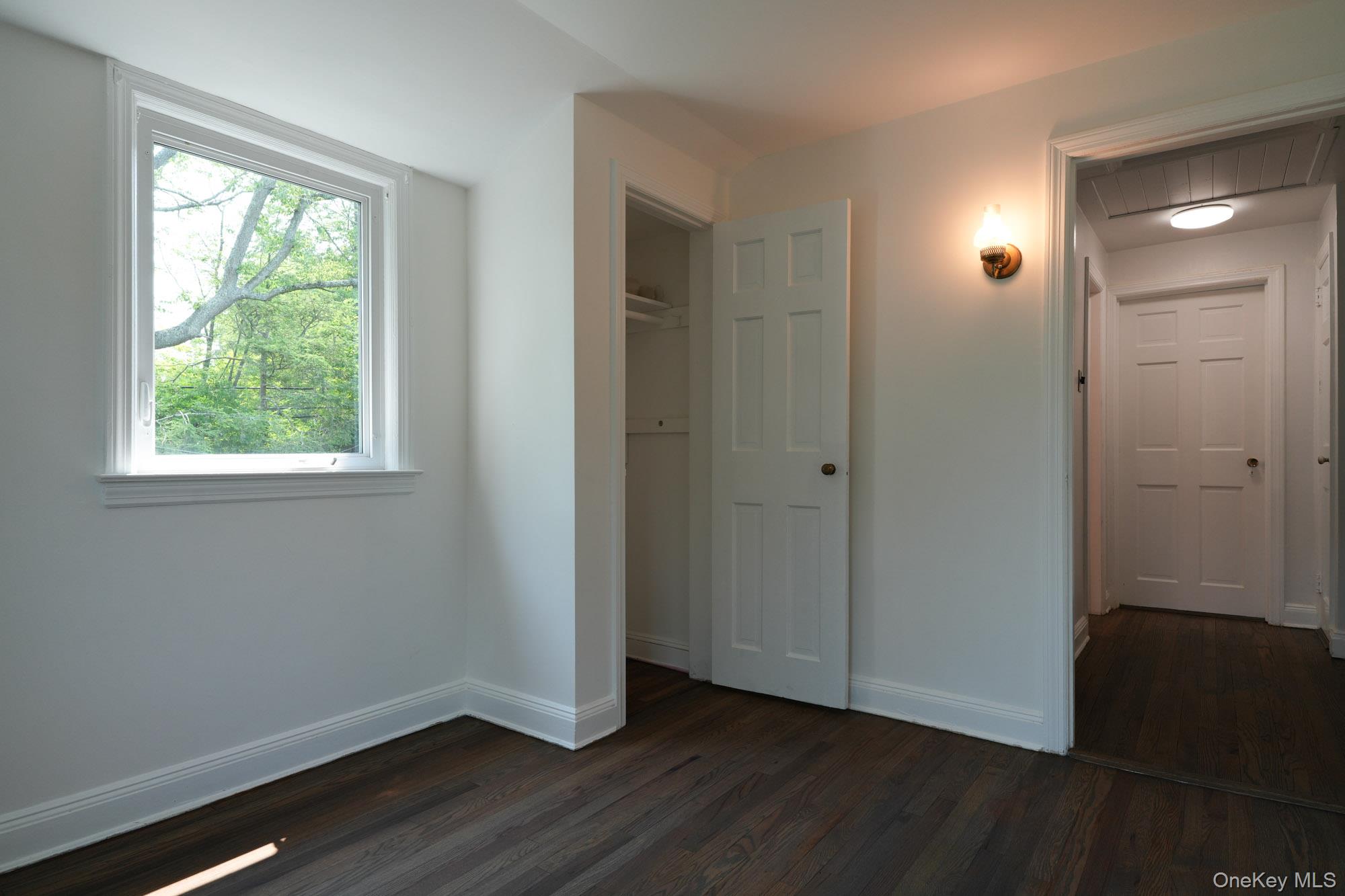 10 Ridge Road Williston Park, NY 11596 - Photo 25 of 39