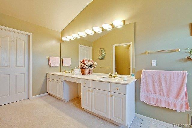 47630 Pavillon Road Canton, MI 48188 - Photo 13 of 25 masterbathroom1