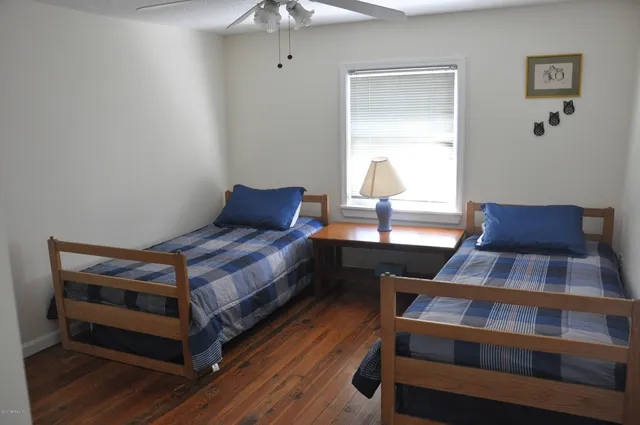 $8,000 | 99 Beach Avenue, Atlantic Beach, FL 32233