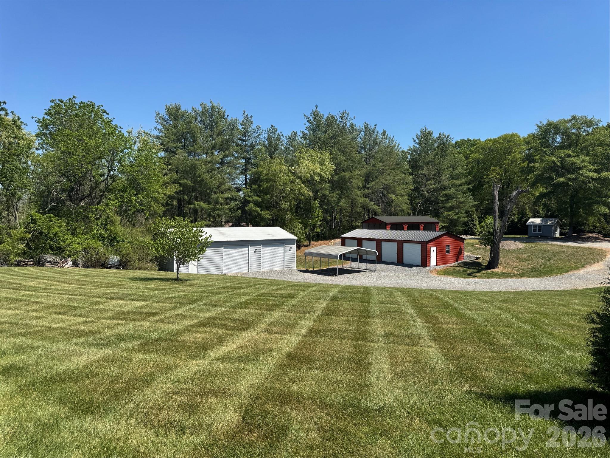 379 Horseshoe Bend Road Hudson, NC 28638 - Photo 2 of 7