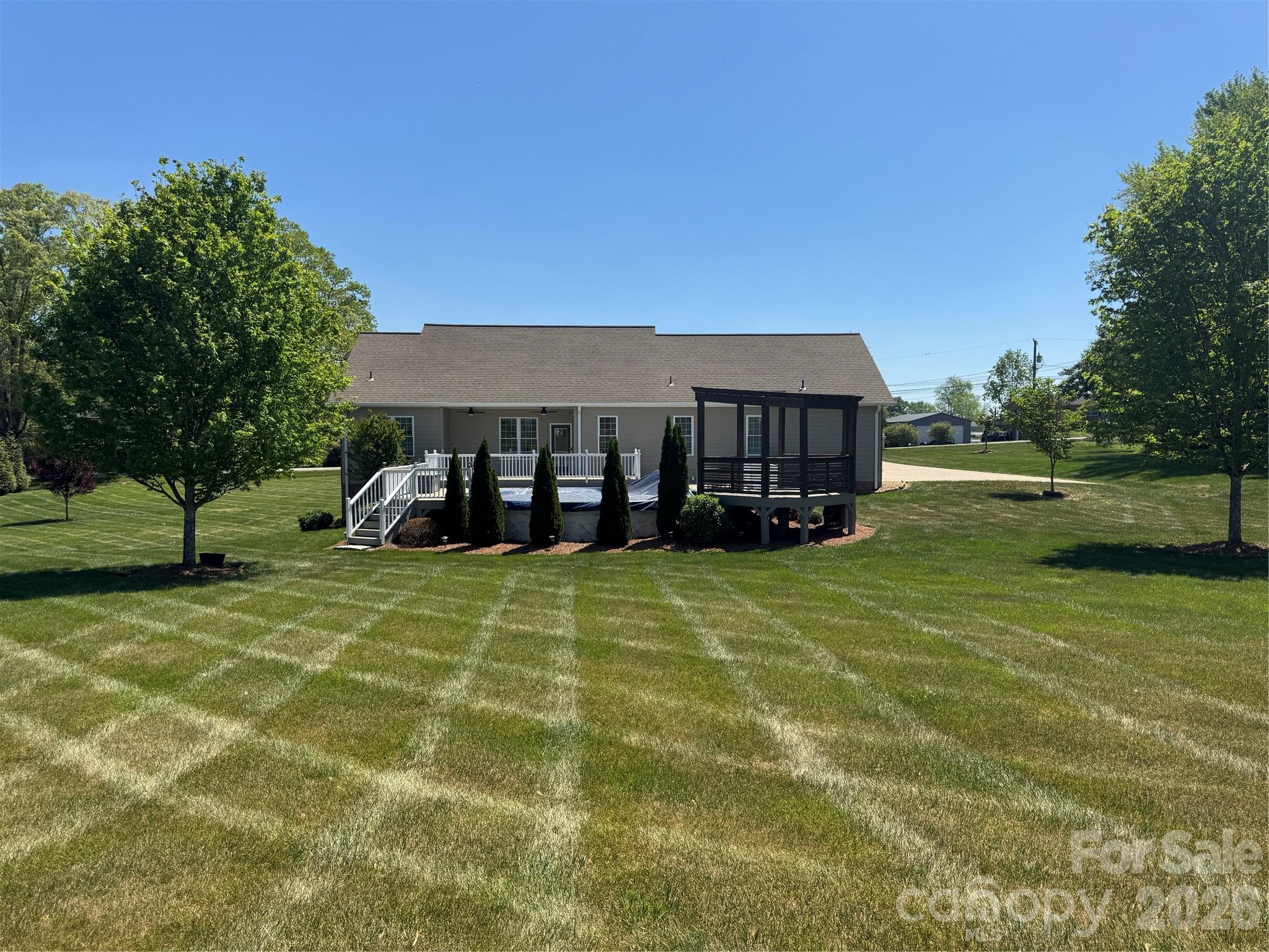 379 Horseshoe Bend Road Hudson, NC 28638 - Photo 6 of 7