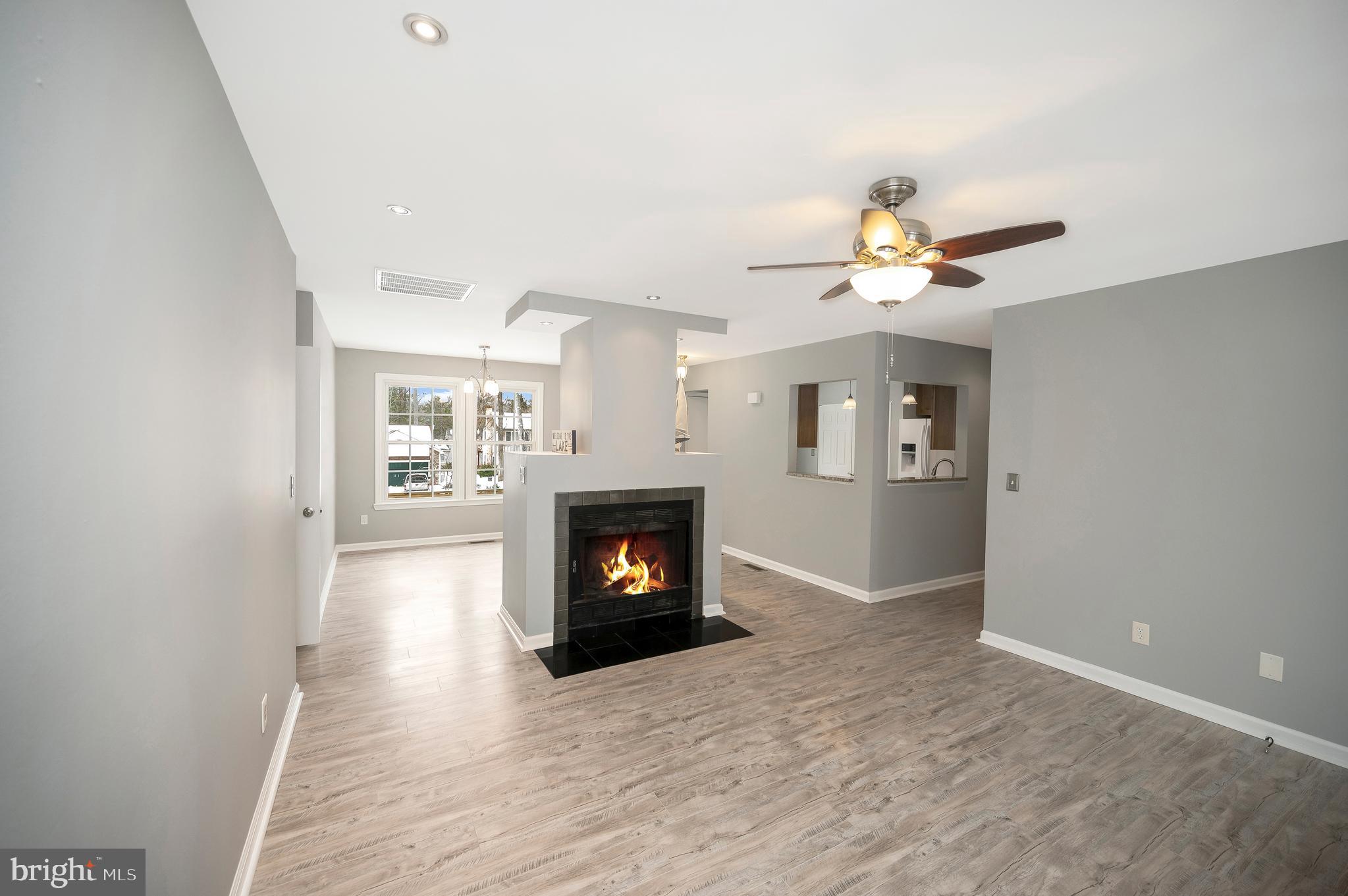 217 Washington Street Locust Grove, VA 22508 - Photo 13 of 47 living room