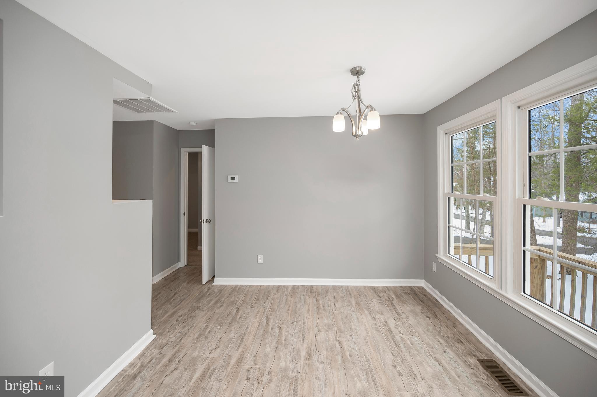 217 Washington Street Locust Grove, VA 22508 - Photo 16 of 47 dining Room